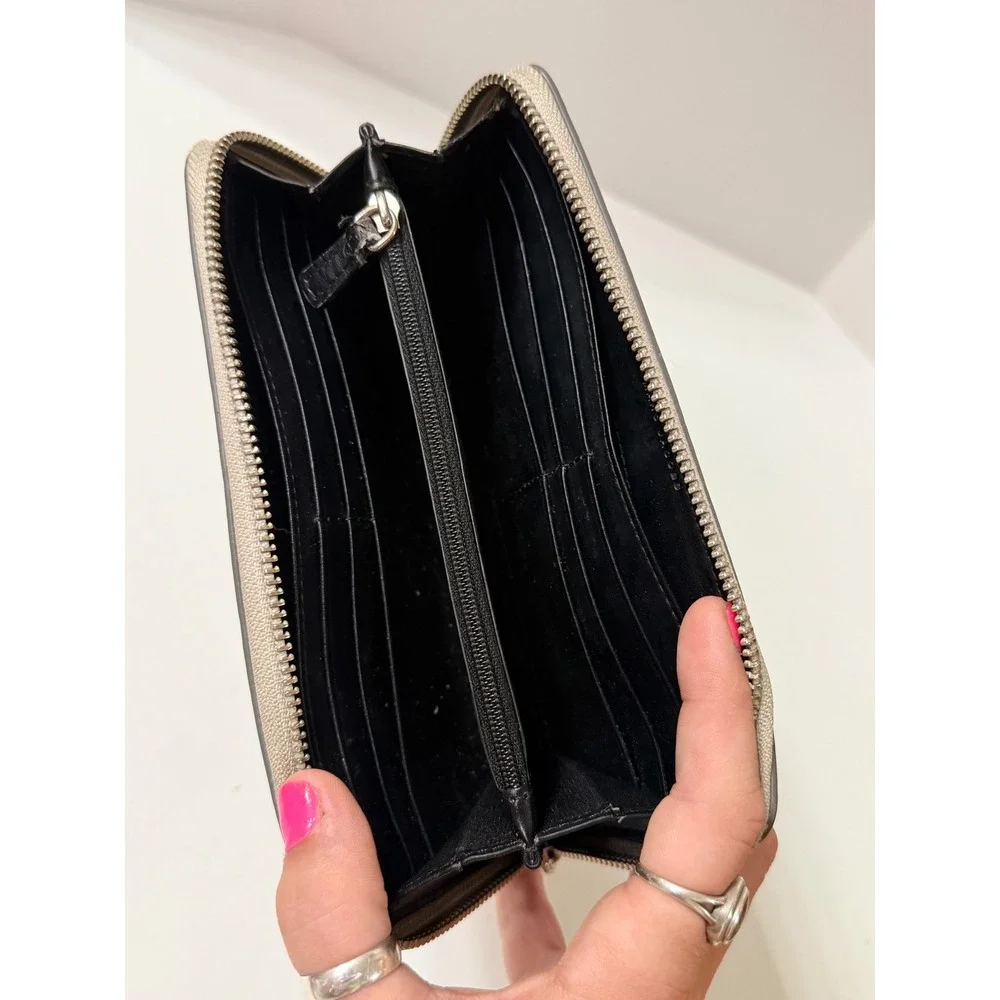 Marc Jacobs Gray Pebbled Leather Zip Around Continental Wallet Long Organizer